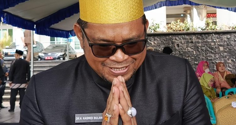 Wakil Bupati Kasmidi Bulang meminta agar setiap sekolah di Kutim dapat meningkatkan akreditasi menjadi A (dok: linteranews)