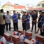 Sejumlah bantuan langsung diterima warga yang belum lama ini tertimpa kebakaran di Kabupaten Kutai Timur (Kutim).