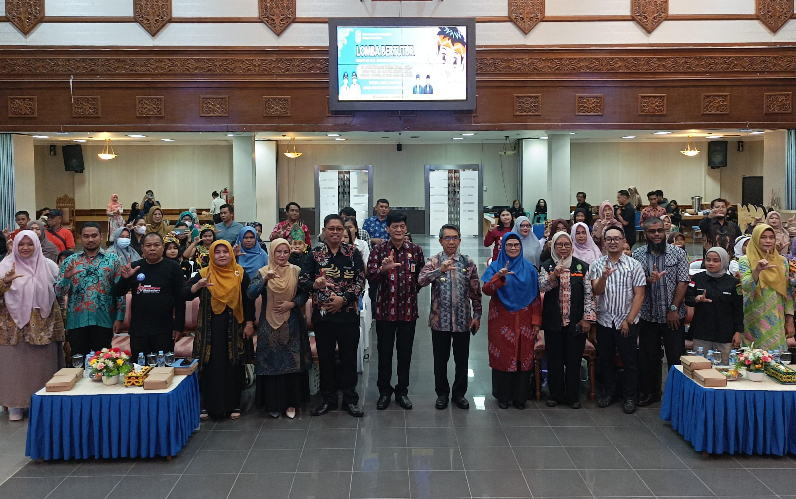Bupati Kutim Ardiansyah Sulaiman menghadiri agenda Lomba Bertutur yang digelar Dinas Perpustakaan dan Kearsipan