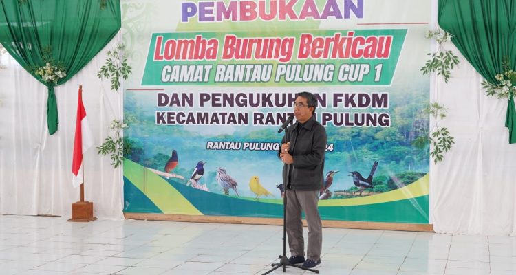 Lomba Burung Berkicau Camat Rantau Pulung Cup I dihadiri Bupati Ardiansyah Sulaiman