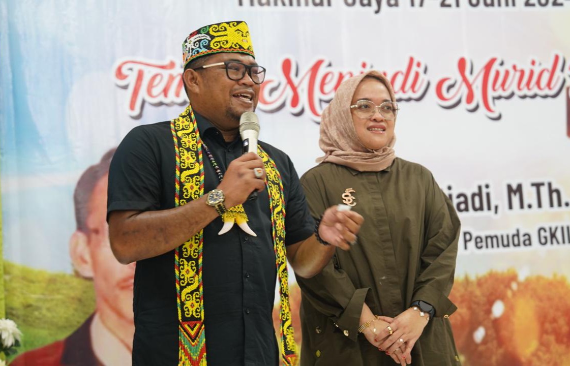 Wakil Bupati (Wabup) Kutai Timur (Kutim), Kasmidi Bulang hadiri agenda Retreat yang berlangsung di GKI Desa Makmur Jaya, Kecamatan Muara Wahau