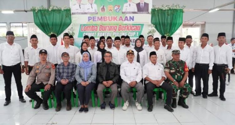 Ardiansyah Sulaiman menghadiri pengukuhan Pengurus Forum Kewaspadaan Dini Masyarakat (FKDM) Kecamatan Rantau Pulung
